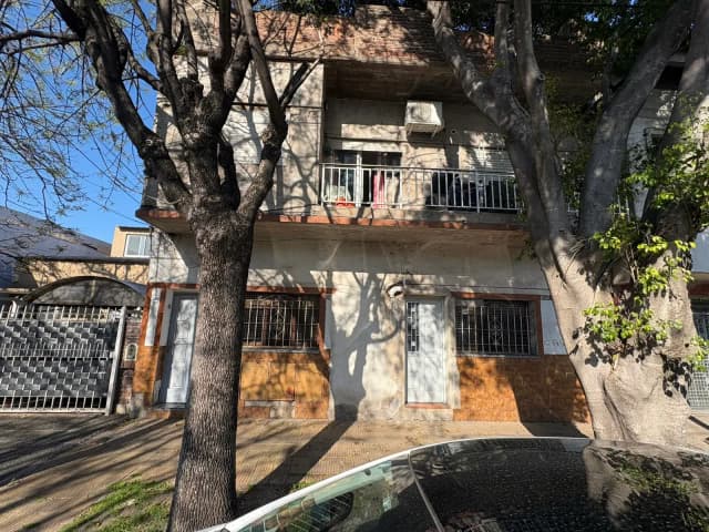 Imágen de Casa de 3 ambientes Caseros